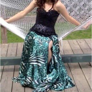 Prom dress- One of a kind - Size 1